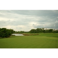 Celebration Golf Club's par-4 seventh hole wraps around water.